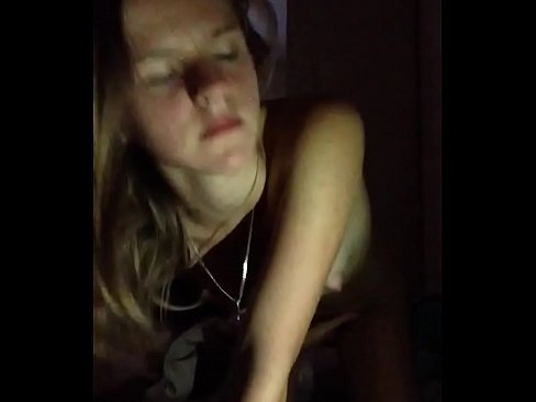 ❤️ 一个女孩自慰并射精 ❌ Hard porn